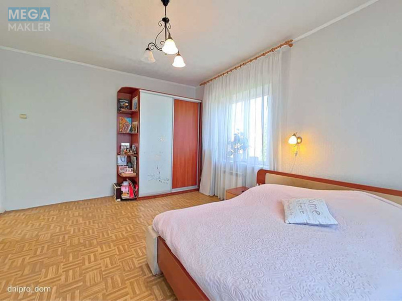Продаж дома, 2 поверху, 133 кв.м, 4 кімнати, ділянка 18 соток, <a class="location-link" href="/podgorodnoe/" title="Недвижимость Підгородне">Підгородне</a>, Низова, 3 (изображение 8)