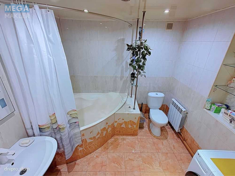 Продаж дома, 2 поверху, 133 кв.м, 4 кімнати, ділянка 18 соток, <a class="location-link" href="/podgorodnoe/" title="Недвижимость Підгородне">Підгородне</a>, Низова, 3 (изображение 16)