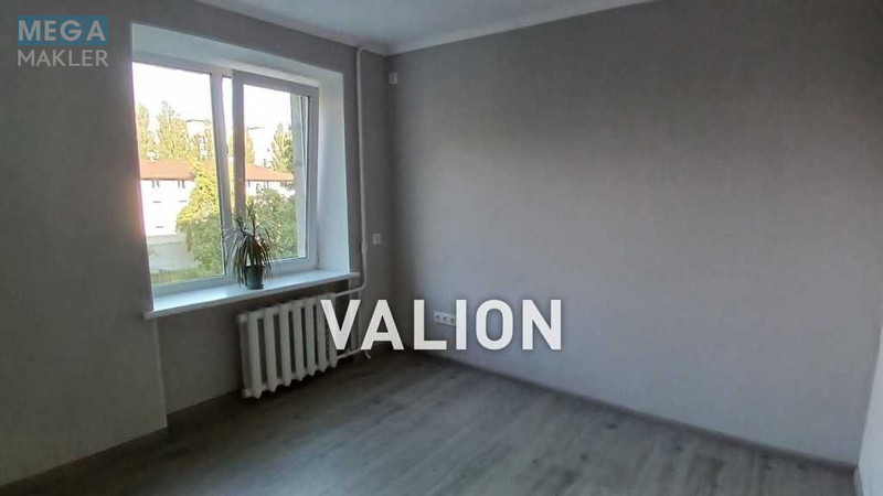 Продаж 3 кімнатної квартири (62,7/43/6,6), 5 пов. 9 пов. будинку, <a class="location-link" href="/kiev/" title="Недвижимость Київ">Київ</a>, <a class="location-link" href="/kiev/svyatoshinskij/" title="Недвижимость Святошинський район">Святошинський р-н</a>, Академіка Вернадського бульв., 83 (изображение 7)