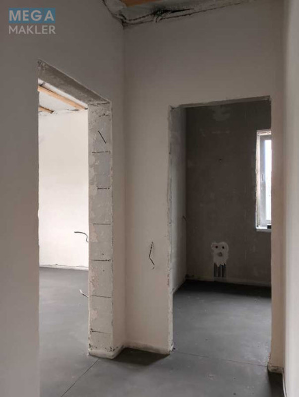 Продаж 4 кімнатної квартири (185/?/40), 1 пов. 1 пов. будинку, <a class="location-link" href="/berezenshina/" title="Недвижимость Березенщина">Березенщина</a>, Київська (изображение 17)