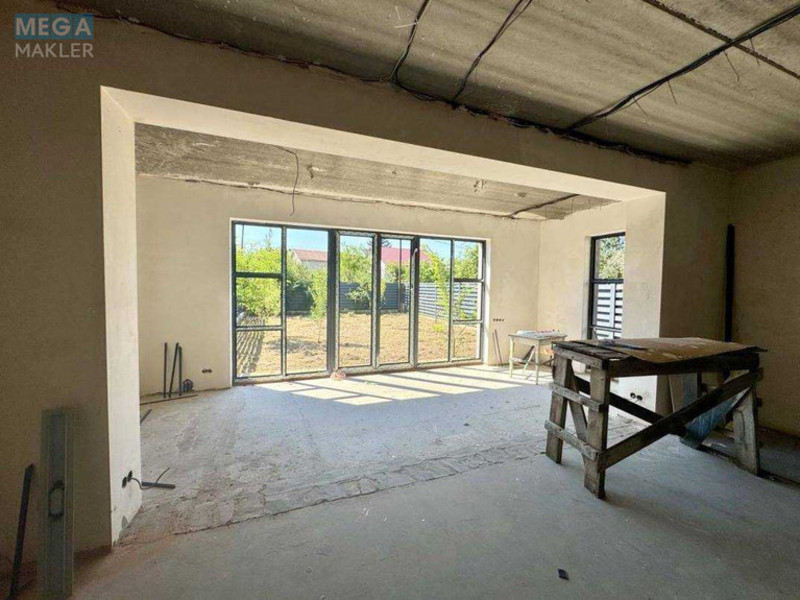 Продаж дома, 2 поверху, 129 кв.м, 3 кімнати, ділянка 3,30 сотки, <a class="location-link" href="/kiev/" title="Недвижимость Київ">Київ</a>, <a class="location-link" href="/kiev/svyatoshinskij/" title="Недвижимость Святошинський район">Святошинський р-н</a>, 23-а Садова вул. (изображение 4)