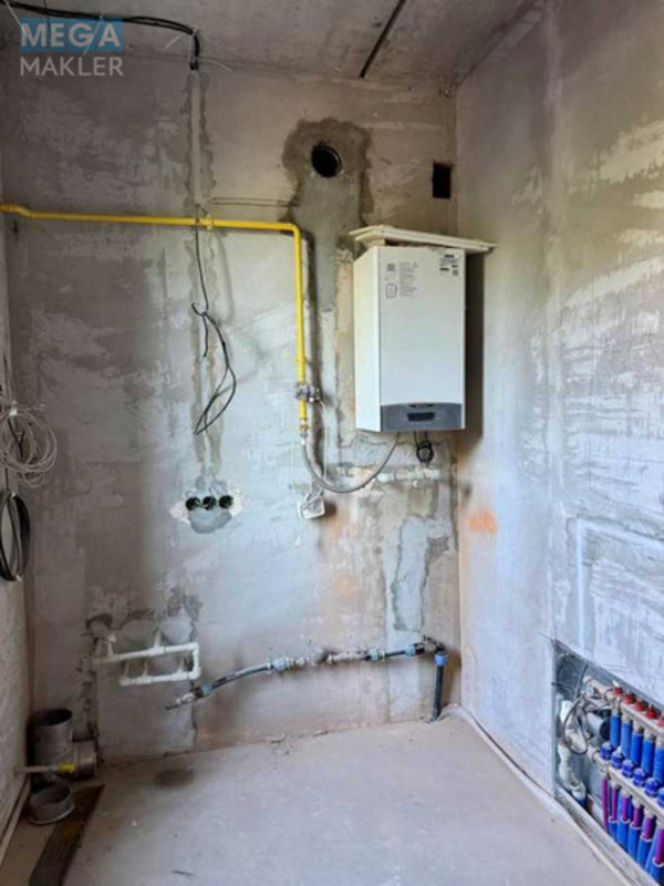Продаж дома, 2 поверху, 129 кв.м, 3 кімнати, ділянка 3,30 сотки, <a class="location-link" href="/kiev/" title="Недвижимость Київ">Київ</a>, <a class="location-link" href="/kiev/svyatoshinskij/" title="Недвижимость Святошинський район">Святошинський р-н</a>, 23-а Садова вул. (изображение 13)