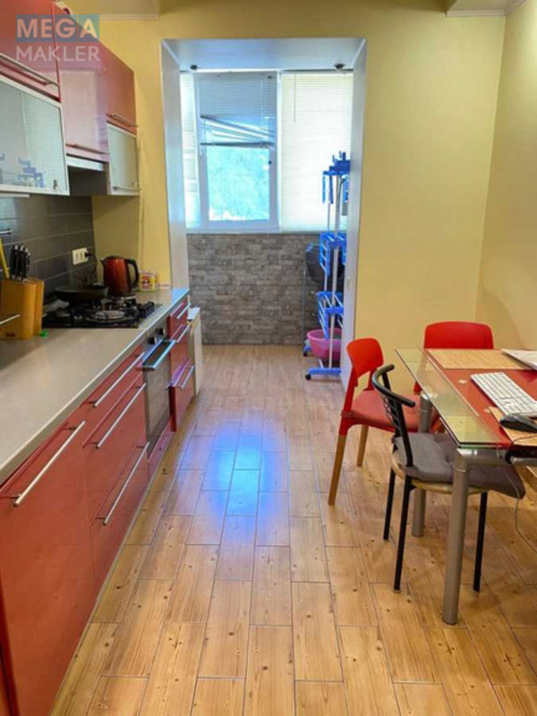 Оренда 2 кімнатної квартири, <a class="location-link" href="/kiev/" title="Недвижимость Київ">Київ</a>, <a class="location-link" href="/kiev/svyatoshinskij/" title="Недвижимость Святошинський район">Святошинський р-н</a>, Хмельницкая ул., 10 (изображение 2)
