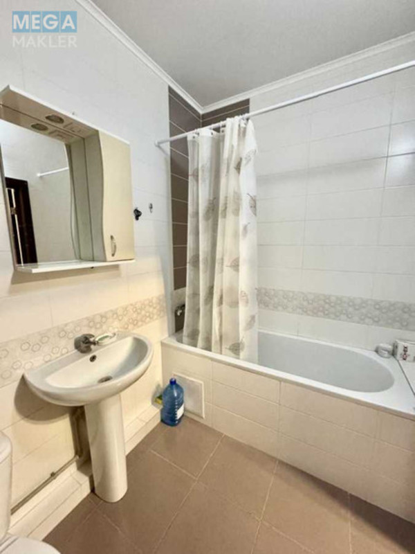 Оренда 1 кімнатної квартири, <a class="location-link" href="/kiev/" title="Недвижимость Київ">Київ</a>, <a class="location-link" href="/kiev/dneprovskij/" title="Недвижимость Дніпровський район">Дніпровський р-н</a>, Воскресенская ул., 16 (изображение 6)