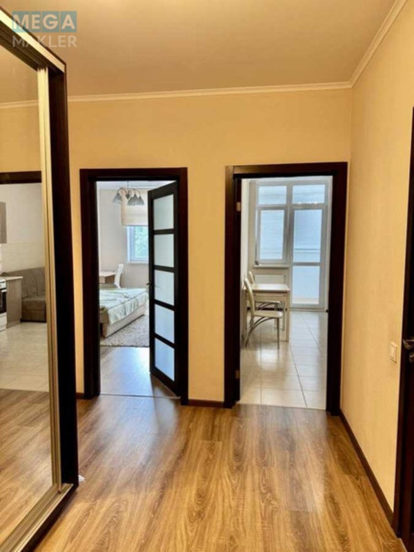 Оренда 1 кімнатної квартири, <a class="location-link" href="/kiev/" title="Недвижимость Київ">Київ</a>, <a class="location-link" href="/kiev/dneprovskij/" title="Недвижимость Дніпровський район">Дніпровський р-н</a>, Воскресенская ул., 16 (изображение 8)