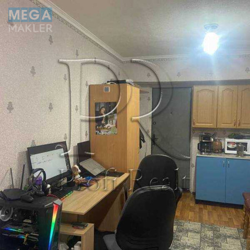 Продаж 1 кімнатної квартири (30/18/10), 1 пов. 5 пов. будинку, <a class="location-link" href="/kiev/" title="Недвижимость Київ">Київ</a>, <a class="location-link" href="/kiev/shevchenkovskij/" title="Недвижимость Шевченківський район">Шевченківський р-н</a>, Олександрівська вулиця, 12/14 (изображение 4)