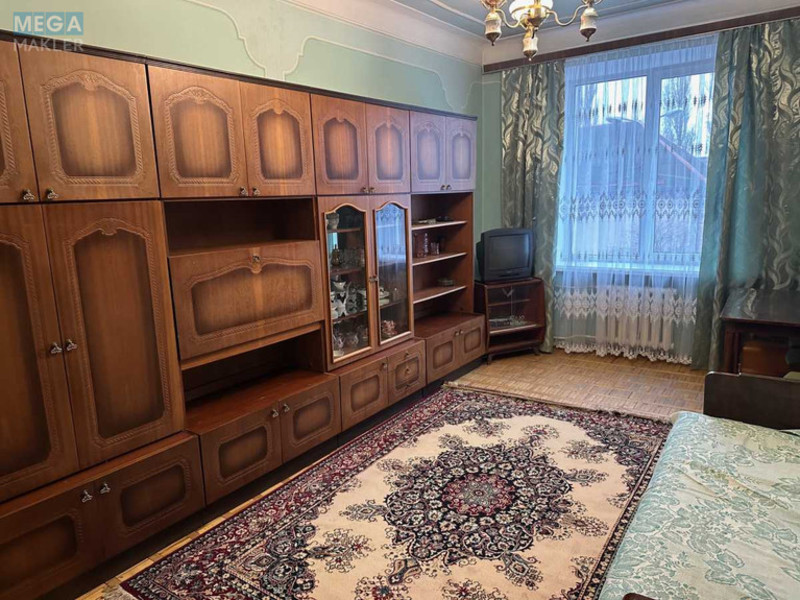 Продаж 2 кімнатної квартири (54/33/7), 2 пов. 5 пов. будинку, <a class="location-link" href="/kiev/" title="Недвижимость Київ">Київ</a>, <a class="location-link" href="/kiev/pecherskij/" title="Недвижимость Печерський район">Печерський р-н</a>, Глазунова вул., 3 (изображение 5)