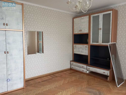 Продаж дома, 2&nbsp;поверху, 300&nbsp;кв.м, 6&nbsp;кімнат, ділянка 7&nbsp;соток, <a class="location-link" href="/kalinovka-pgt/" title="Недвижимость Калинівка">Калинівка</a>, Железнодоржная, 38 (изображение 15)