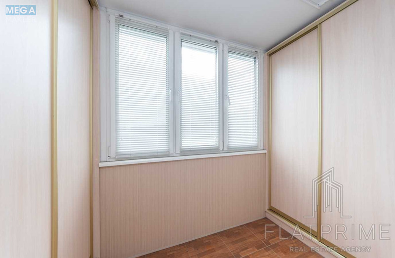Продаж 4 кімнатної квартири (96/56/9), 7 пов. 16 пов. будинку, <a class="location-link" href="/kiev/" title="Недвижимость Київ">Київ</a>, <a class="location-link" href="/kiev/svyatoshinskij/" title="Недвижимость Святошинський район">Святошинський р-н</a>, Академіка Палладіна просп., 13 (изображение 7)