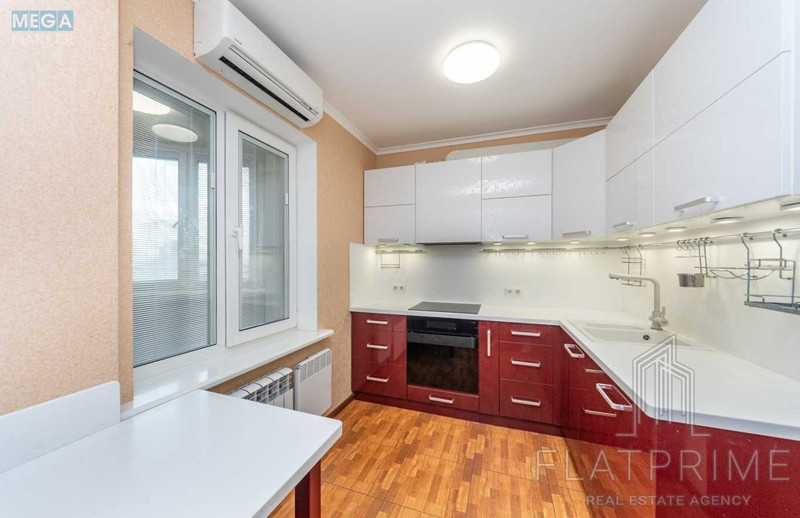 Продаж 4 кімнатної квартири (96/56/9), 7 пов. 16 пов. будинку, <a class="location-link" href="/kiev/" title="Недвижимость Київ">Київ</a>, <a class="location-link" href="/kiev/svyatoshinskij/" title="Недвижимость Святошинський район">Святошинський р-н</a>, Академіка Палладіна просп., 13 (изображение 11)
