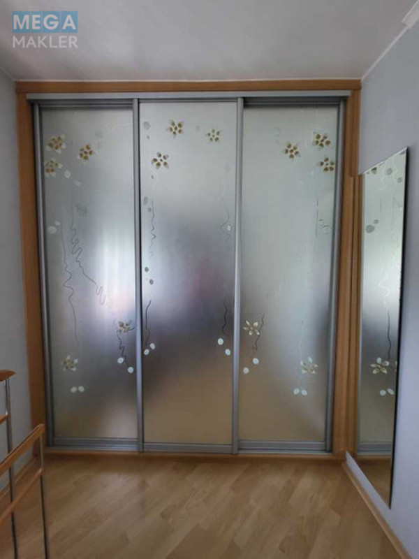 Продаж 1 кімнатної квартири (45/13/5), 4 пов. 5 пов. будинку, <a class="location-link" href="/kiev/" title="Недвижимость Київ">Київ</a>, <a class="location-link" href="/kiev/solomenskij/" title="Недвижимость Солом'янський район">Солом'янський р-н</a>, Єреванська вул., 31/1 (изображение 10)