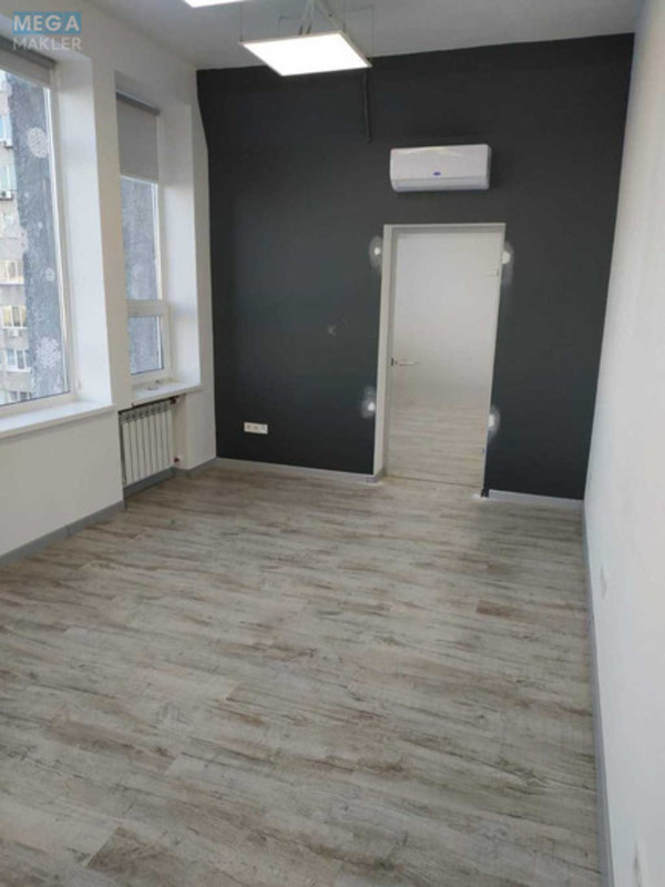 Оренда комерційної нерухомості, 53 кв.м, под офис, <a class="location-link" href="/kiev/" title="Недвижимость Київ">Київ</a>, <a class="location-link" href="/kiev/dneprovskij/" title="Недвижимость Дніпровський район">Дніпровський р-н</a>, Евгения Сверстюка ул., 11б (изображение 4)