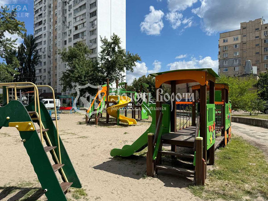 Продаж 2 кімнатної квартири (52/31/8), 9 пов. 10 пов. будинку, <a class="location-link" href="/kiev/" title="Недвижимость Київ">Київ</a>, <a class="location-link" href="/kiev/darnickij/" title="Недвижимость Дарницький район">Дарницький р-н</a>, Миколи Бажана просп., 7б (изображение 23)