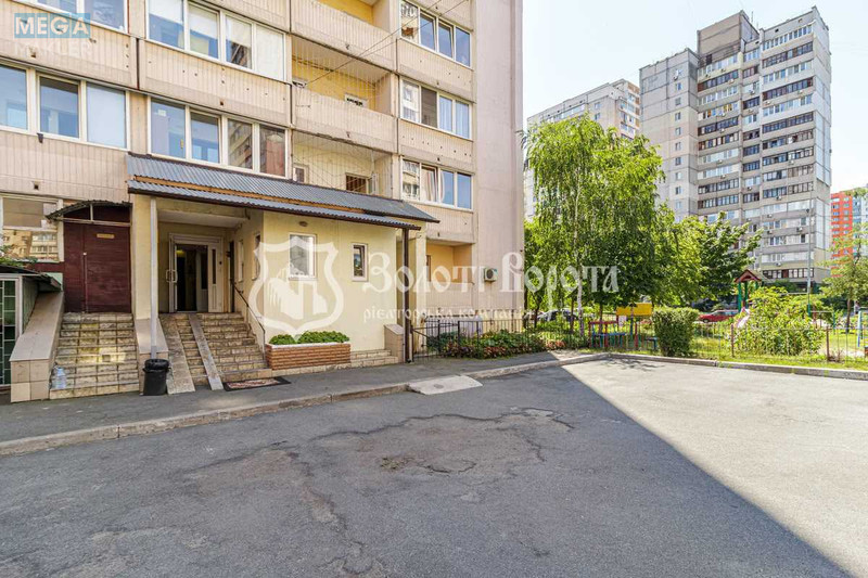 Продаж 1 кімнатної квартири (43,9/17/11,7), 10 пов. 18 пов. будинку, <a class="location-link" href="/kiev/" title="Недвижимость Київ">Київ</a>, <a class="location-link" href="/kiev/darnickij/" title="Недвижимость Дарницький район">Дарницький р-н</a>, Лариси Руденко вул., 21 (изображение 18)