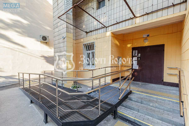 Продаж 1 кімнатної квартири (47/20/7,8), 4 пов. 12 пов. будинку, <a class="location-link" href="/kiev/" title="Недвижимость Київ">Київ</a>, <a class="location-link" href="/kiev/shevchenkovskij/" title="Недвижимость Шевченківський район">Шевченківський р-н</a>, Деревлянська вул., 2/6 (изображение 20)