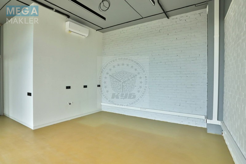 Продаж 5 кімнатної квартири (320/127/28), 8 пов. 9 пов. будинку, <a class="location-link" href="/kiev/" title="Недвижимость Київ">Київ</a>, <a class="location-link" href="/kiev/shevchenkovskij/" title="Недвижимость Шевченківський район">Шевченківський р-н</a>, Берестейський 42 ( <img src="https://megamakler.com.ua/metro/ff0000.gif" alt="" class="metro" /> м. Шулявская, 7 ) (изображение 26)