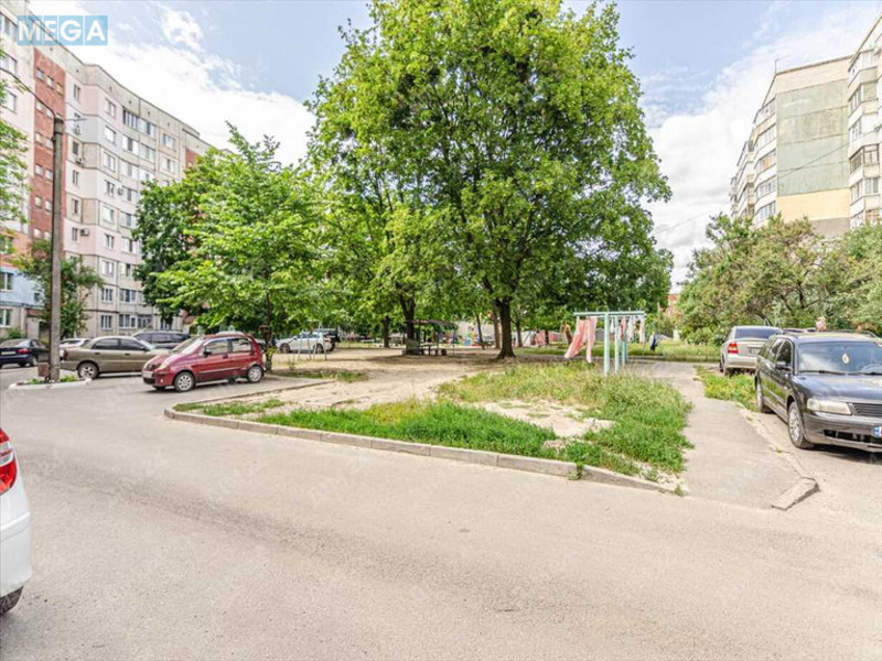 Продаж 1 кімнатної квартири (34/18/8), 8 пов. 9 пов. будинку, <a class="location-link" href="/poltava/" title="Недвижимость Полтава">Полтава</a>, <a class="location-link" href="/poltava/oktyabrskij/" title="Недвижимость Жовтневий район">Жовтневий р-н</a>, Нікітченка, 4 (изображение 8)