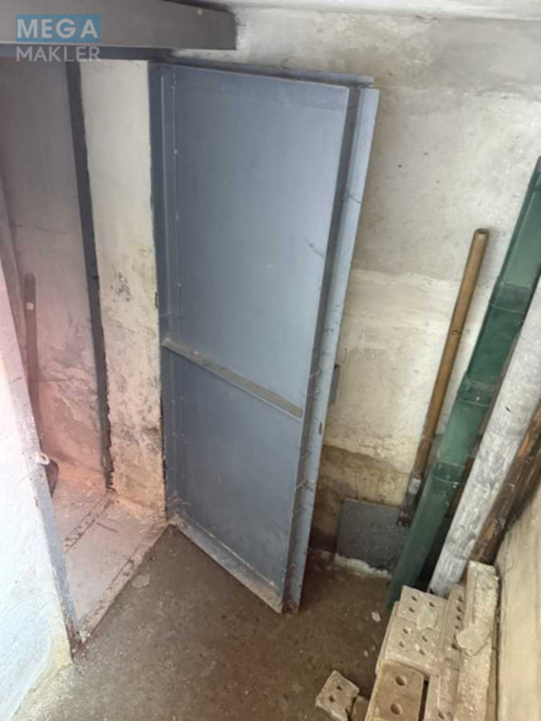 Продаж комерційної нерухомості, 28 кв.м, <a class="location-link" href="/kiev/" title="Недвижимость Київ">Київ</a>, <a class="location-link" href="/kiev/pecherskij/" title="Недвижимость Печерський район">Печерський р-н</a>, Перспективна вул., 9 (изображение 2)