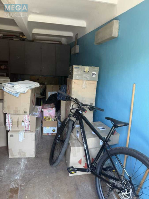 Продаж комерційної нерухомості, 28 кв.м, <a class="location-link" href="/kiev/" title="Недвижимость Київ">Київ</a>, <a class="location-link" href="/kiev/pecherskij/" title="Недвижимость Печерський район">Печерський р-н</a>, Перспективна вул., 9 (изображение 4)