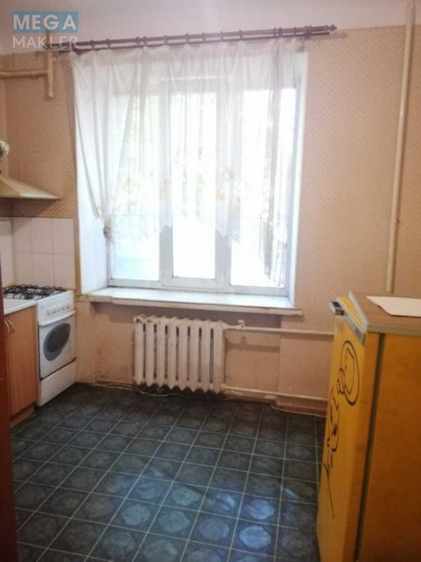 Оренда 2 кімнатної квартири, <a class="location-link" href="/kiev/" title="Недвижимость Київ">Київ</a>, <a class="location-link" href="/kiev/solomenskij/" title="Недвижимость Солом'янський район">Солом'янський р-н</a>, Мартиросяна вул., 13 (изображение 2)