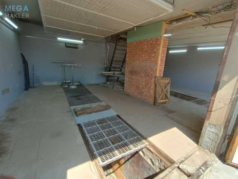 Продаж комерційної нерухомості, 63 кв.м, <a class="location-link" href="/kiev/" title="Недвижимость Київ">Київ</a>, <a class="location-link" href="/kiev/desnyanskij/" title="Недвижимость Деснянський район">Деснянський р-н</a>, Пухівська вул., 2 (изображение 5)