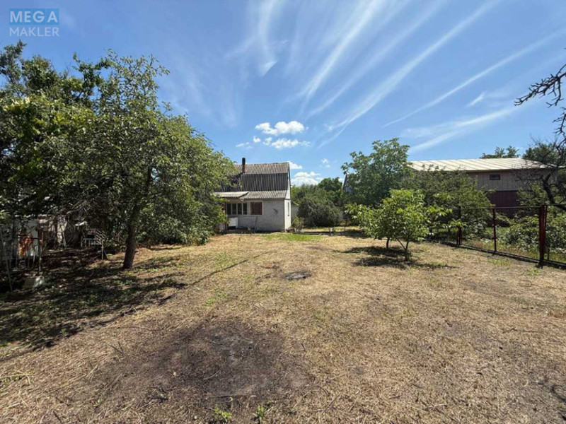 Продаж дома, 2 поверху, 80 кв.м, 3 кімнати, ділянка 5,85 соток, <a class="location-link" href="/kiev/" title="Недвижимость Київ">Київ</a>, <a class="location-link" href="/kiev/goloseevskij/" title="Недвижимость Голосіївський район">Голосіївський р-н</a>, 1-ая Островная ул., 117 (изображение 8)