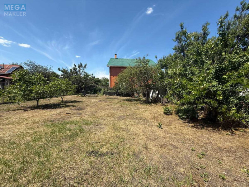 Продаж дома, 2 поверху, 80 кв.м, 3 кімнати, ділянка 5,85 соток, <a class="location-link" href="/kiev/" title="Недвижимость Київ">Київ</a>, <a class="location-link" href="/kiev/goloseevskij/" title="Недвижимость Голосіївський район">Голосіївський р-н</a>, 1-ая Островная ул., 117 (изображение 10)