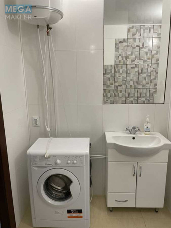 Оренда 1 кімнатної квартири, <a class="location-link" href="/odessa/" title="Недвижимость Одеса">Одеса</a>, <a class="location-link" href="/odessa/primorskij/" title="Недвижимость Приморський район">Приморський р-н</a>, Среднефонтанская, 19г (изображение 2)