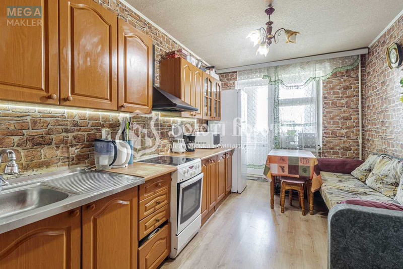 Продаж 3 кімнатної квартири (90/46/11), 17 пов. 20 пов. будинку, <a class="location-link" href="/kiev/" title="Недвижимость Київ">Київ</a>, <a class="location-link" href="/kiev/obolonskij/" title="Недвижимость Оболонський район">Оболонський р-н</a>, Полярна вул., 8є (изображение 10)