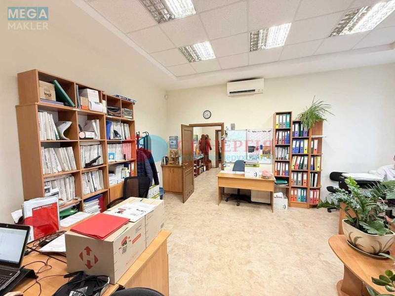 Продаж комерційної нерухомості, 518 кв.м, под офис, <a class="location-link" href="/kiev/" title="Недвижимость Київ">Київ</a>, <a class="location-link" href="/kiev/shevchenkovskij/" title="Недвижимость Шевченківський район">Шевченківський р-н</a>, Гоголівська вул. (изображение 11)