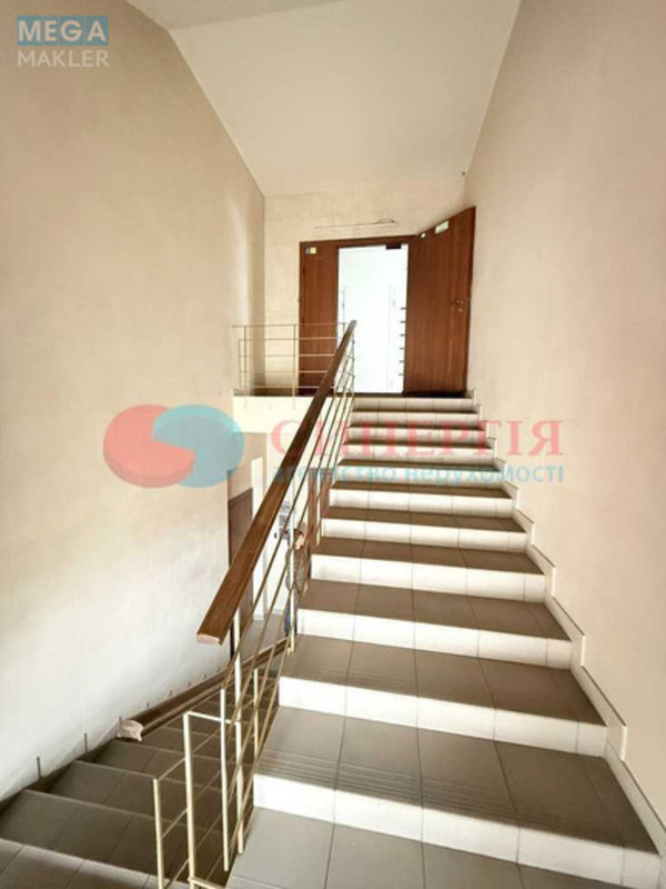 Продаж комерційної нерухомості, 518 кв.м, под офис, <a class="location-link" href="/kiev/" title="Недвижимость Київ">Київ</a>, <a class="location-link" href="/kiev/shevchenkovskij/" title="Недвижимость Шевченківський район">Шевченківський р-н</a>, Гоголівська вул. (изображение 12)