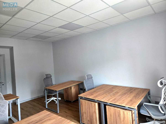 Оренда комерційної нерухомості, 78&nbsp;кв.м, под офис, <a class="location-link" href="/kiev/" title="Недвижимость Київ">Київ</a>, <a class="location-link" href="/kiev/pecherskij/" title="Недвижимость Печерський район">Печерський р-н</a>, Еспланадна вул., 32 (изображение 9)