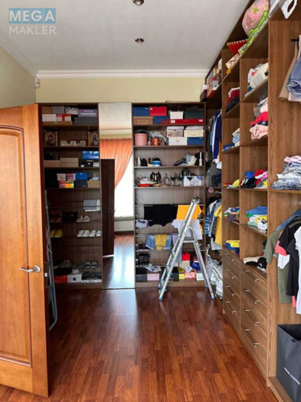 Продаж дома, 2 поверху, 340 кв.м, 5 кімнат, ділянка 9 соток, <a class="location-link" href="/dnepropetrovsk/" title="Недвижимость Дніпра">Дніпро</a>, Пластовская (изображение 7)