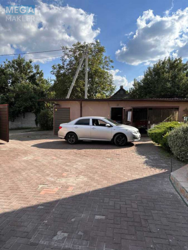 Продаж дома, 2 поверху, 340 кв.м, 5 кімнат, ділянка 9 соток, <a class="location-link" href="/dnepropetrovsk/" title="Недвижимость Дніпра">Дніпро</a>, Пластовская (изображение 19)