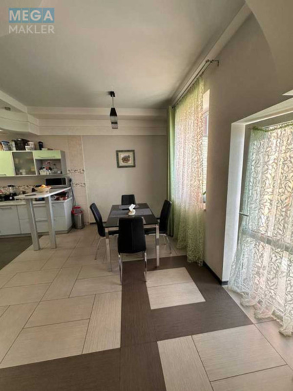 Продаж дома, 2 поверху, 322 кв.м, 7 кімнат, ділянка 5 соток, <a class="location-link" href="/dnepropetrovsk/" title="Недвижимость Дніпра">Дніпро</a>, Кривоноса (изображение 4)