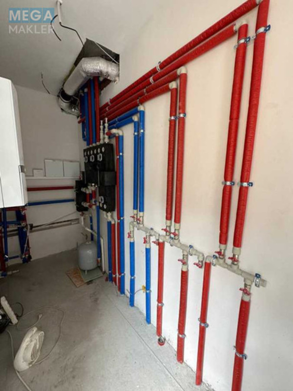 Продаж дома, 2 поверху, 520 кв.м, 4 кімнати, ділянка 12 соток, <a class="location-link" href="/yubilejnoe-pgt/" title="Недвижимость Ювілейне">Ювілейне</a>, Калиновая, 5 (изображение 6)