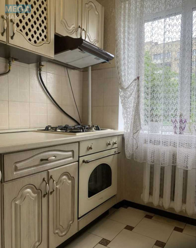 Оренда 2 кімнатної квартири, <a class="location-link" href="/kiev/" title="Недвижимость Київ">Київ</a>, <a class="location-link" href="/kiev/shevchenkovskij/" title="Недвижимость Шевченківський район">Шевченківський р-н</a>, Дегтярівська вул., 11 (изображение 6)