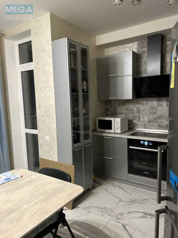 Продаж 2 кімнатної квартири (70/33/14), 13 пов. 25 пов. будинку, <a class="location-link" href="/brovary/" title="Недвижимость Бровари">Бровари</a>, Київська, 47 (изображение 11)