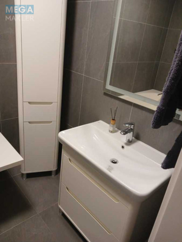 Продаж 2 кімнатної квартири (70/33/14), 13 пов. 25 пов. будинку, <a class="location-link" href="/brovary/" title="Недвижимость Бровари">Бровари</a>, Київська, 47 (изображение 16)