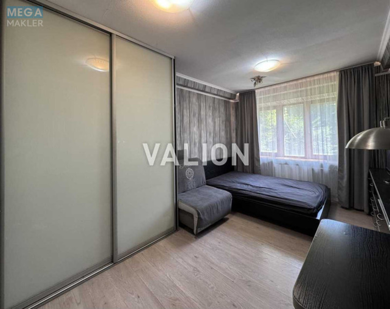 Продаж 3 кімнатної квартири (64,5/44/6,9), 3 пов. 9 пов. будинку, <a class="location-link" href="/kiev/" title="Недвижимость Київ">Київ</a>, <a class="location-link" href="/kiev/solomenskij/" title="Недвижимость Солом'янський район">Солом'янський р-н</a>, Курська вул., 11 (изображение 5)