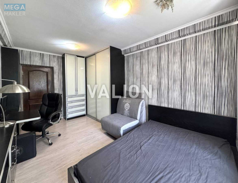 Продаж 3 кімнатної квартири (64,5/44/6,9), 3 пов. 9 пов. будинку, <a class="location-link" href="/kiev/" title="Недвижимость Київ">Київ</a>, <a class="location-link" href="/kiev/solomenskij/" title="Недвижимость Солом'янський район">Солом'янський р-н</a>, Курська вул., 11 (изображение 6)