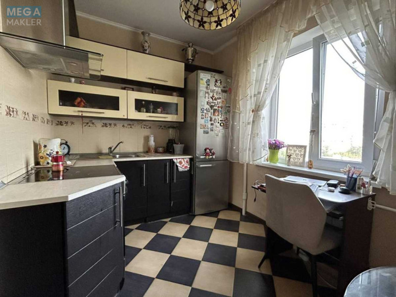 Продаж 1 кімнатної квартири (43,2/18/8,4), 10 пов. 16 пов. будинку, <a class="location-link" href="/kiev/" title="Недвижимость Київ">Київ</a>, <a class="location-link" href="/kiev/darnickij/" title="Недвижимость Дарницький район">Дарницький р-н</a>, Ревуцького вул., 11г (изображение 10)