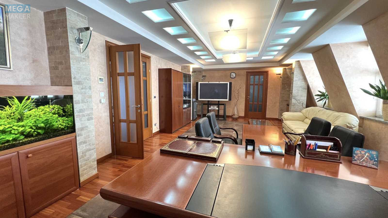 Оренда комерційної нерухомості, 1 100 кв.м, под офис, <a class="location-link" href="/kiev/" title="Недвижимость Київ">Київ</a>, <a class="location-link" href="/kiev/podolskij/" title="Недвижимость Подільський район">Подільський р-н</a>, Григория Сковороды ул. (изображение 4)