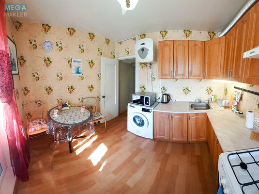 Оренда 1 кімнатної квартири, <a class="location-link" href="/kiev/" title="Недвижимость Київ">Київ</a>, <a class="location-link" href="/kiev/solomenskij/" title="Недвижимость Солом'янський район">Солом'янський р-н</a>, Генерала Тупикова ул., 14в (изображение 7)