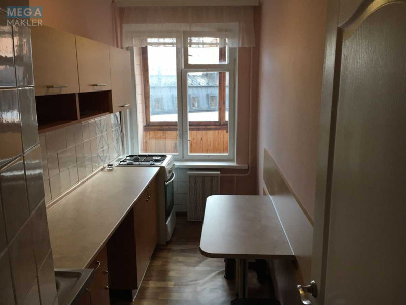 Оренда 1 кімнатної квартири, <a class="location-link" href="/kiev/" title="Недвижимость Київ">Київ</a>, <a class="location-link" href="/kiev/pecherskij/" title="Недвижимость Печерський район">Печерський р-н</a>, Рыбальская ул., 3 (изображение 4)