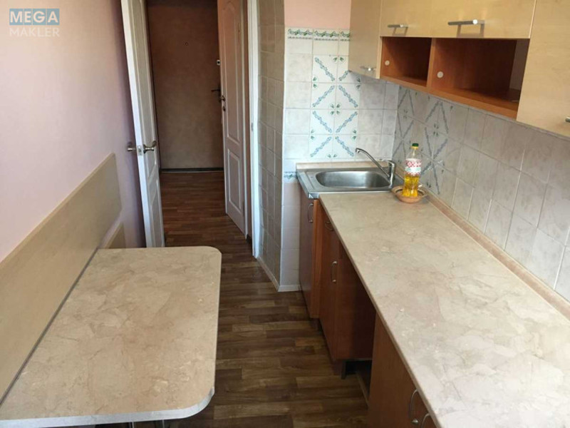 Оренда 1 кімнатної квартири, <a class="location-link" href="/kiev/" title="Недвижимость Київ">Київ</a>, <a class="location-link" href="/kiev/pecherskij/" title="Недвижимость Печерський район">Печерський р-н</a>, Рыбальская ул., 3 (изображение 5)