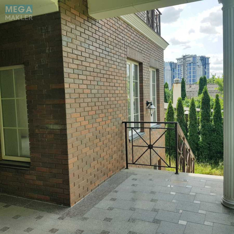 Продаж дома, 3 поверху, 555 кв.м, 7 кімнат, ділянка 10 соток, <a class="location-link" href="/kiev/" title="Недвижимость Київ">Київ</a>, <a class="location-link" href="/kiev/pecherskij/" title="Недвижимость Печерський район">Печерський р-н</a>, Звіринецька вул., 34 (изображение 3)