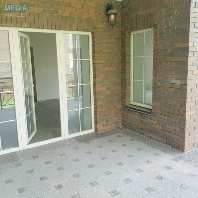 Продаж дома, 3 поверху, 555 кв.м, 7 кімнат, ділянка 10 соток, <a class="location-link" href="/kiev/" title="Недвижимость Київ">Київ</a>, <a class="location-link" href="/kiev/pecherskij/" title="Недвижимость Печерський район">Печерський р-н</a>, Звіринецька вул., 34 (изображение 4)