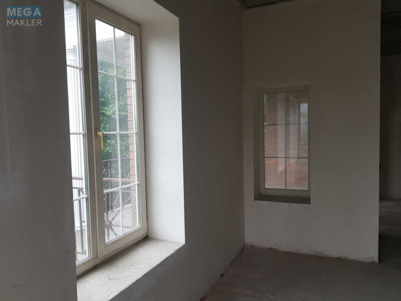 Продаж дома, 3 поверху, 555 кв.м, 7 кімнат, ділянка 10 соток, <a class="location-link" href="/kiev/" title="Недвижимость Київ">Київ</a>, <a class="location-link" href="/kiev/pecherskij/" title="Недвижимость Печерський район">Печерський р-н</a>, Звіринецька вул., 34 (изображение 7)