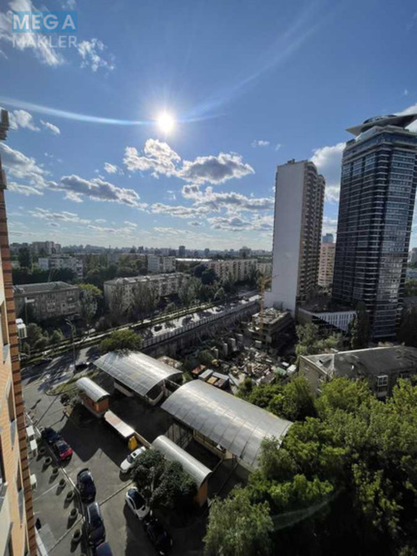 Продаж 3 кімнатної квартири (134,3/67/15), 11 пов. 22 пов. будинку, <a class="location-link" href="/kiev/" title="Недвижимость Київ">Київ</a>, <a class="location-link" href="/kiev/pecherskij/" title="Недвижимость Печерський район">Печерський р-н</a>, Лесі Українки бульв., 7б (изображение 2)